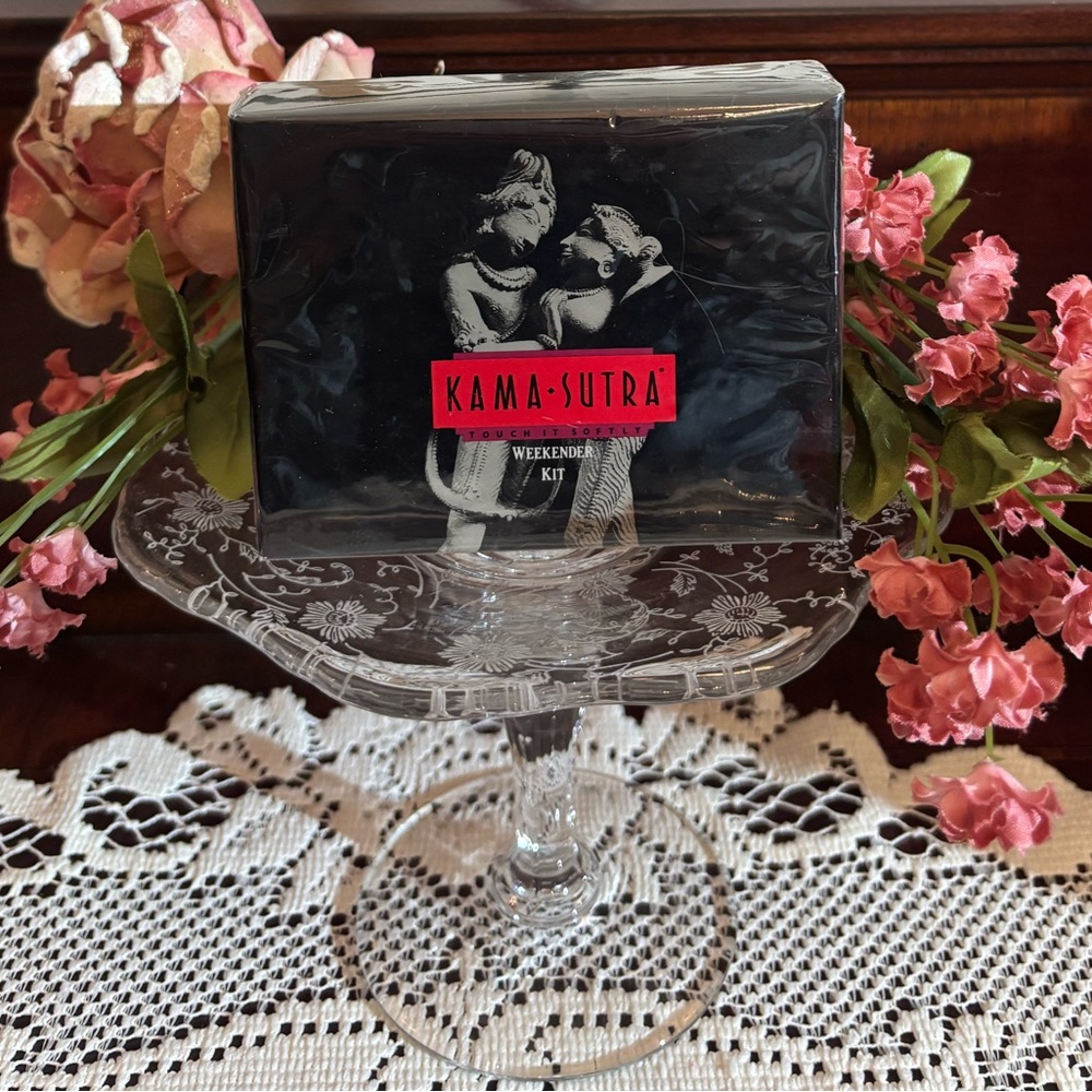 Kama Sutra Touch It Softly Weekender Kit Romantic Unisex Bath Body Massage Oil